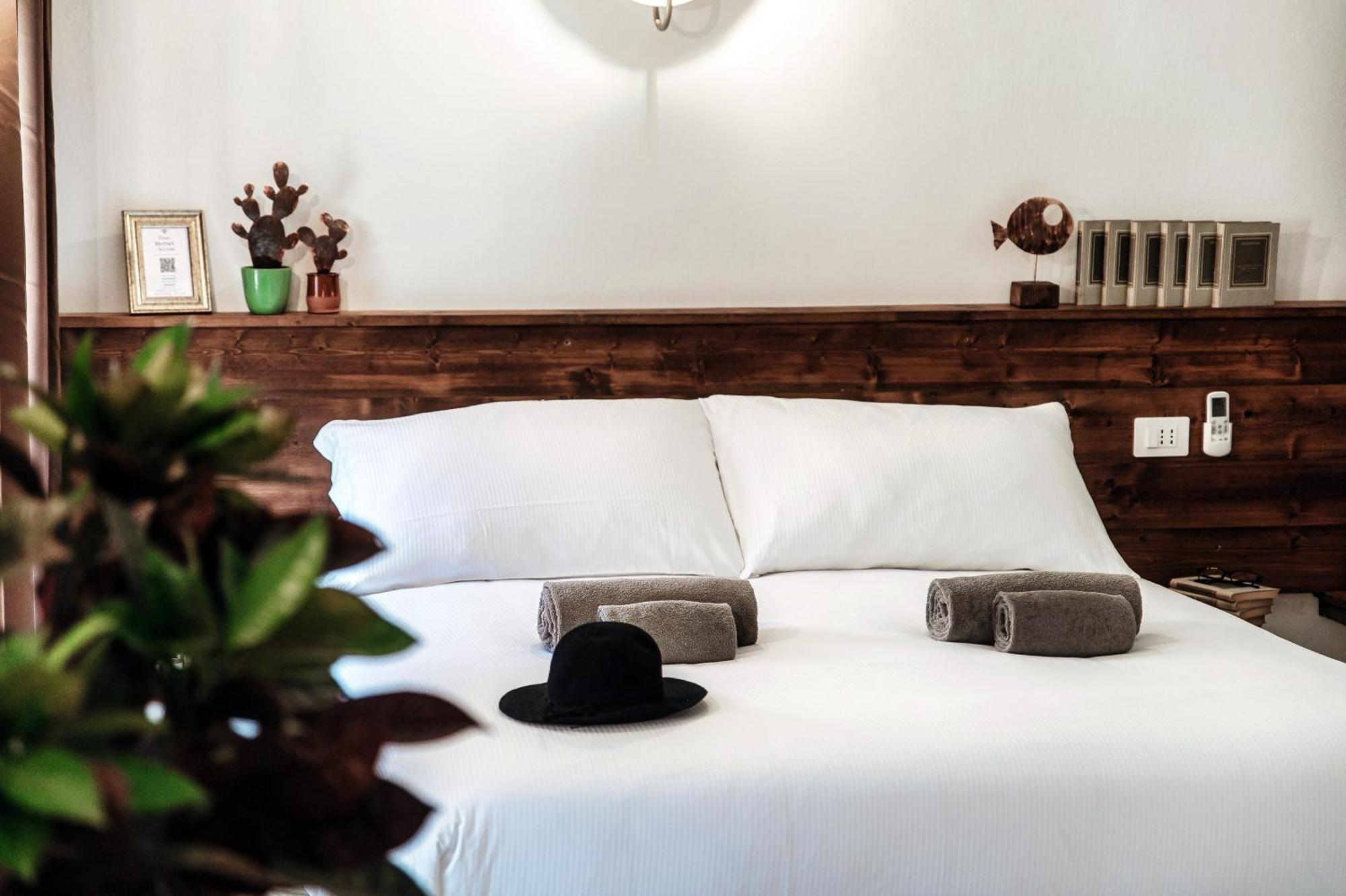 Sahara & Amazzonia Luxury Rooms- The House Of Travelers コモ エクステリア 写真
