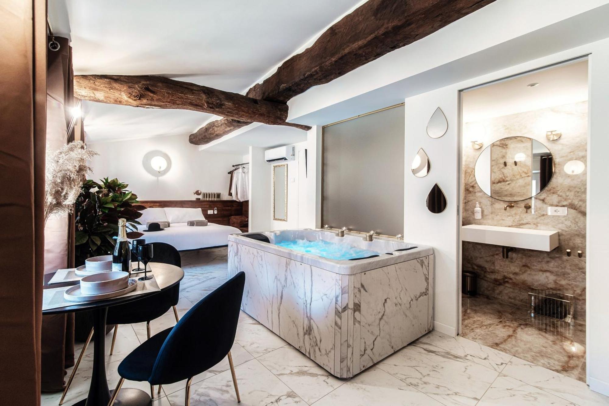 Sahara & Amazzonia Luxury Rooms- The House Of Travelers コモ エクステリア 写真