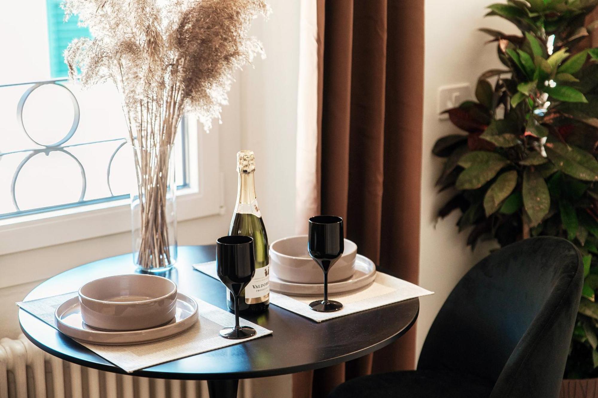 Sahara & Amazzonia Luxury Rooms- The House Of Travelers コモ エクステリア 写真