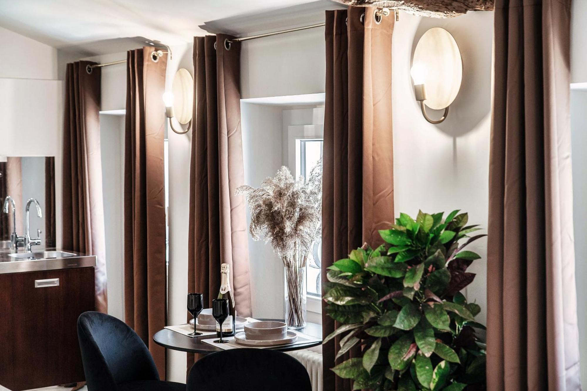 Sahara & Amazzonia Luxury Rooms- The House Of Travelers コモ エクステリア 写真