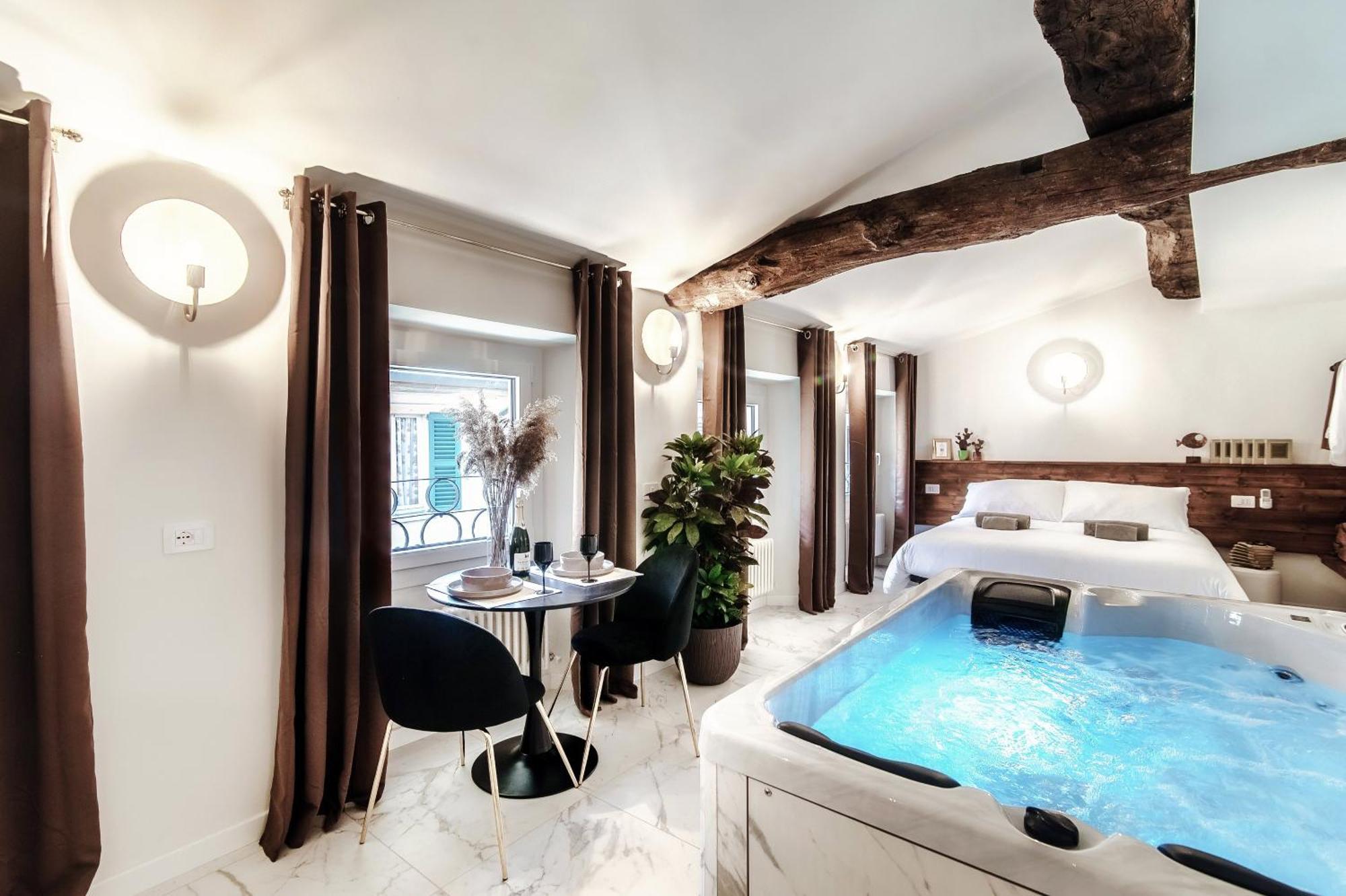 Sahara & Amazzonia Luxury Rooms- The House Of Travelers コモ エクステリア 写真