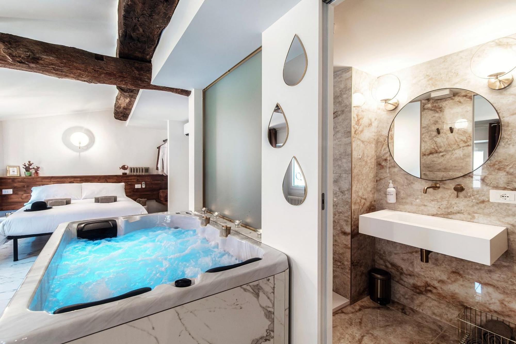 Sahara & Amazzonia Luxury Rooms- The House Of Travelers コモ エクステリア 写真